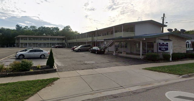 Travelodge  - Kalamazoo Location Is Now Knights Inn (newer photo)